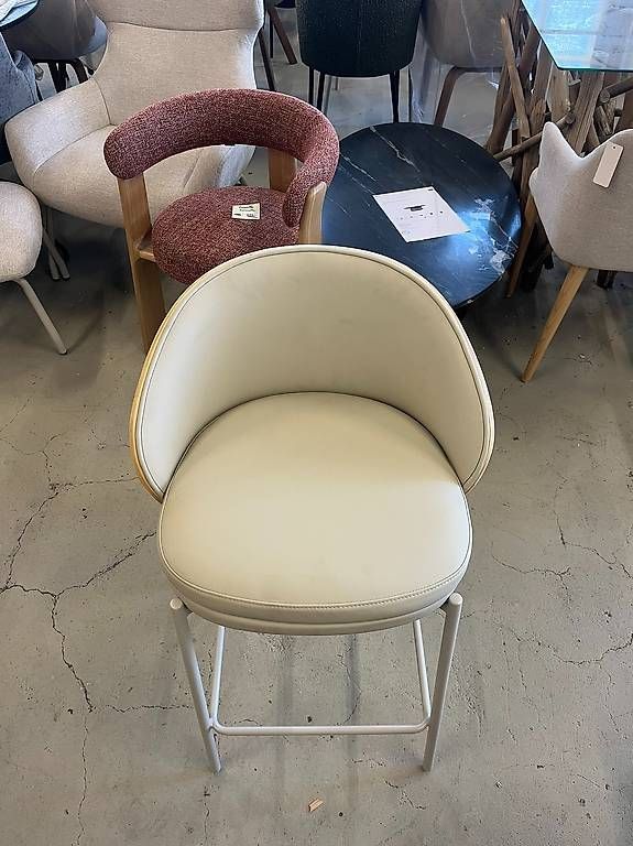Kave Home Sgabelli: Kave Home Barhocker Eamy Kunstleder beige Eschenfurnier – Usato da Zollikofen venduto da uniqueroom 3