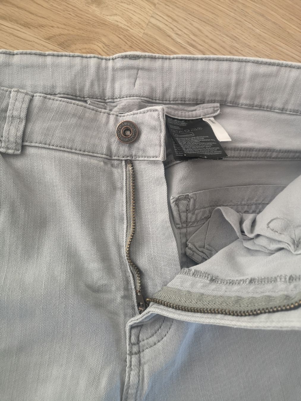 H&M Pantaloni: Short jeans Gr 170 von H&M. – Usato da Forch venduto da Hakyboss 8
