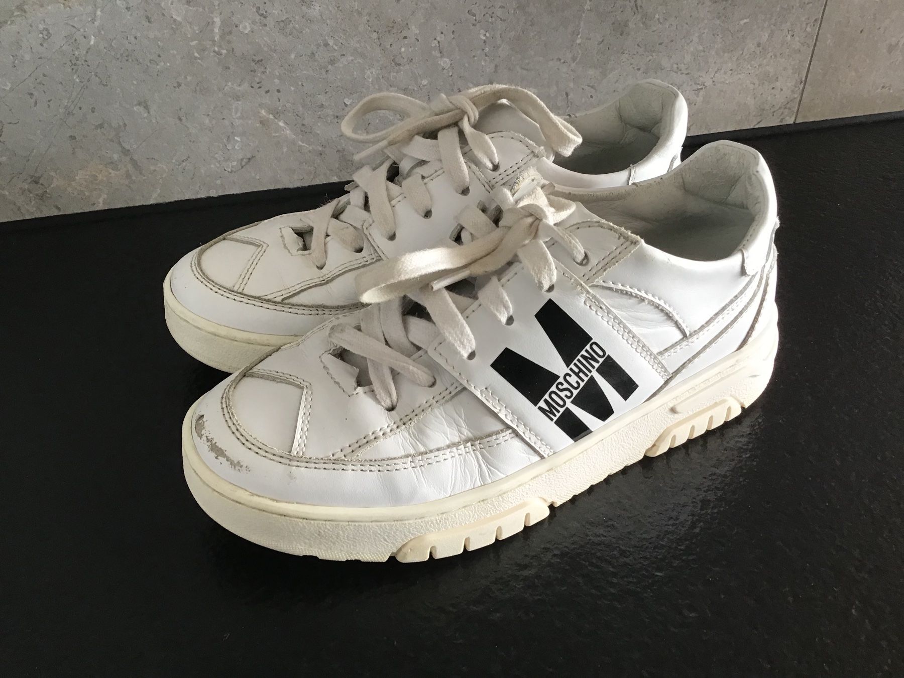 Moschino Chaussures hommes: Sneakers Moschino – D'occasion à Neuchâtel par sta_7qfy 5
