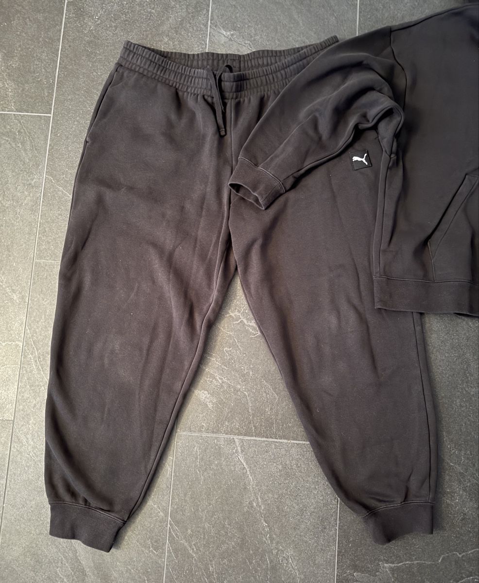 Puma Lotti di vestiti: Puma Tracksuit Schwarz – Usato da Goldach venduto da igwhitestar 2