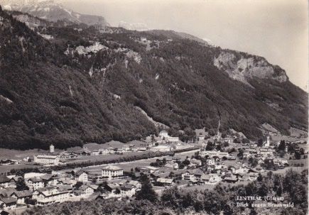 Cartoline postali: LINTHAL (Glarus) Blick gegen Braunwald. – Usato da Schlieren venduto da Rapaelli
