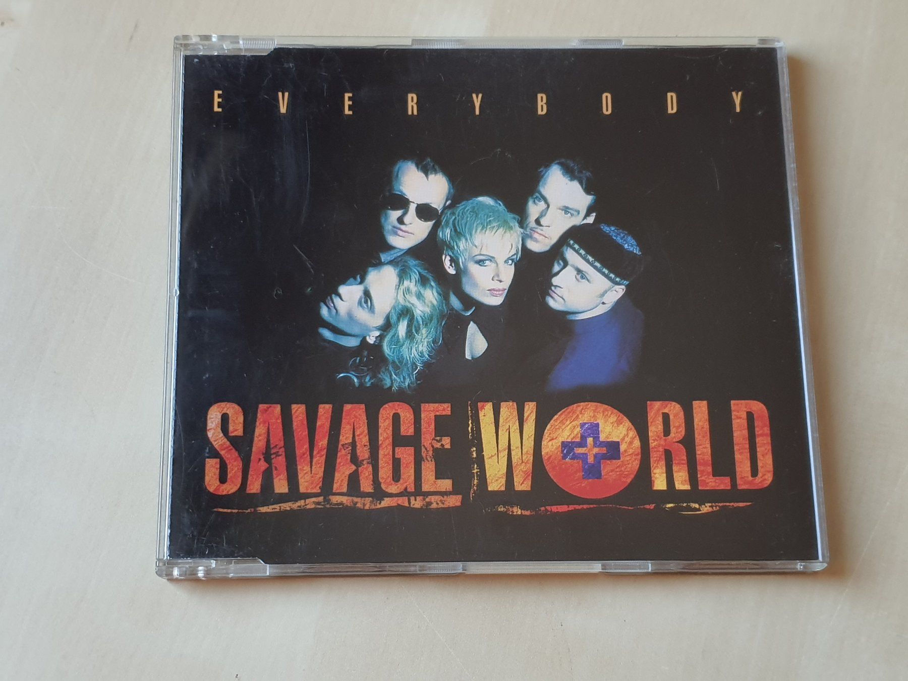 CDs: Savage World Everybody – D'occasion à Stansstad par collectorsshop