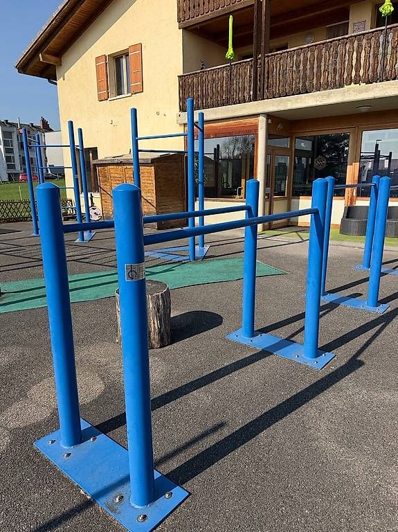 Pareti & prese d'arrampicata: Parc complet de Street Workout (5 modules) – Usato da Boudry venduto da mnonorgue 1