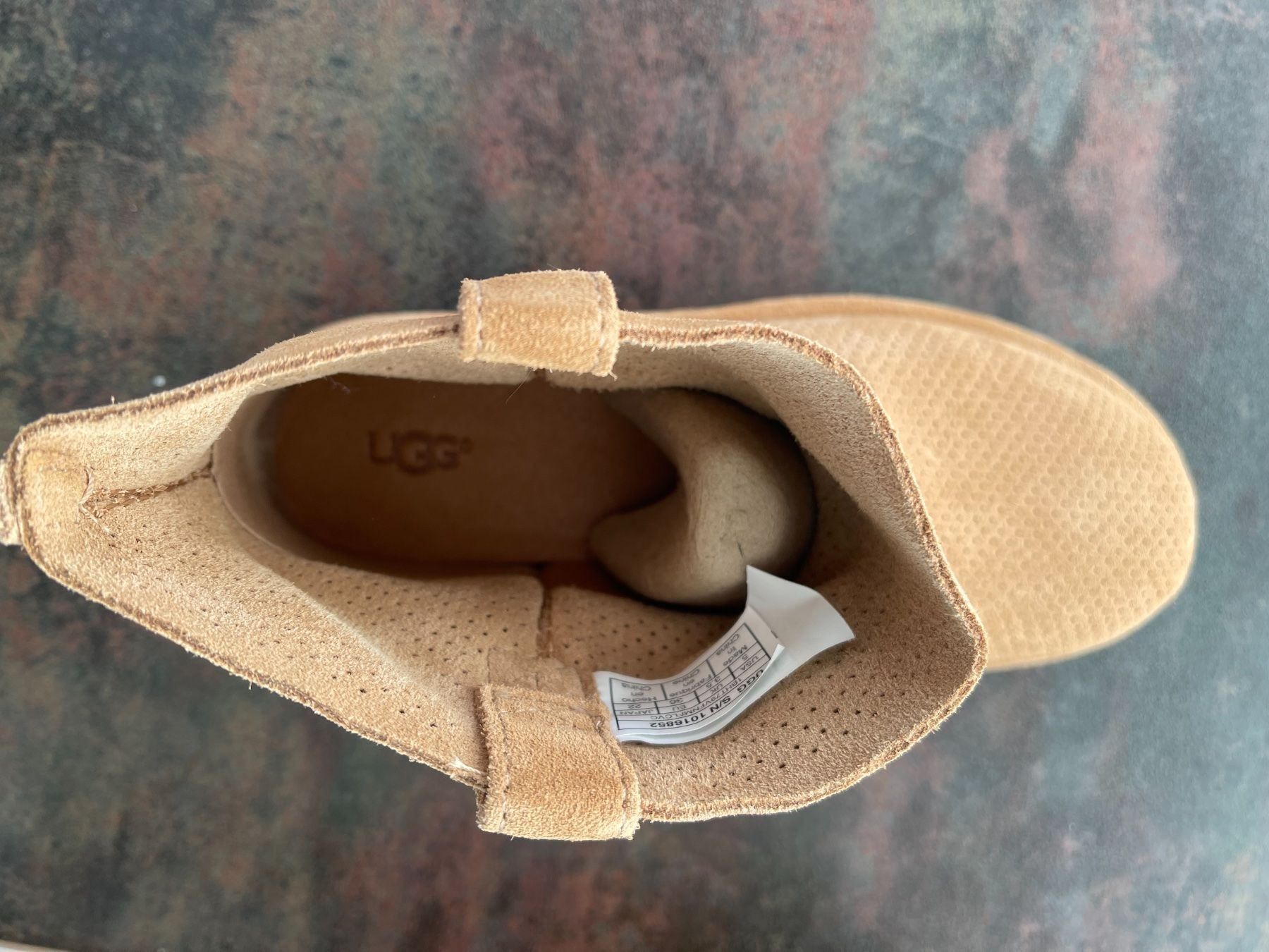 Ugg Scarpe da donna: UGG HALBSTIEFELS – Nuovo e nell'imballaggio originale da Fislisbach venduto da Brandopfer810 1