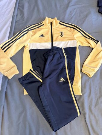 Trainingsanzug Juventus Gr. 152