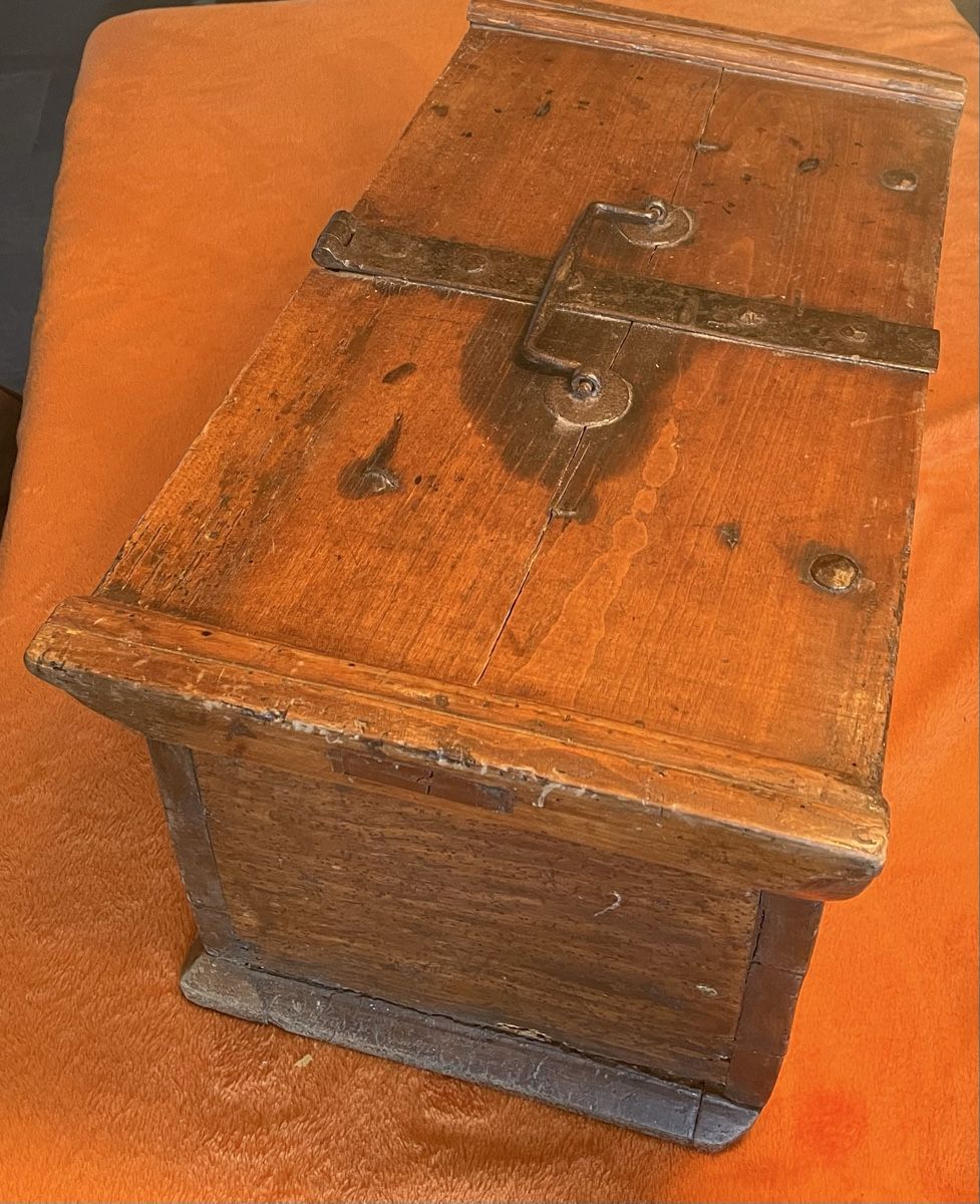 Cassapanche: Antike Truhe mit Dreieckschloss – Usato da Rorschacherberg venduto da farmer61 7
