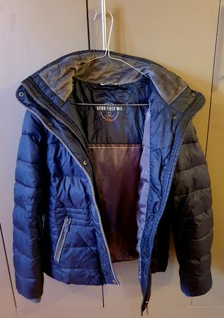 s.Oliver Winterjacke mit Kapitze, Gr. 36, neu  Damen