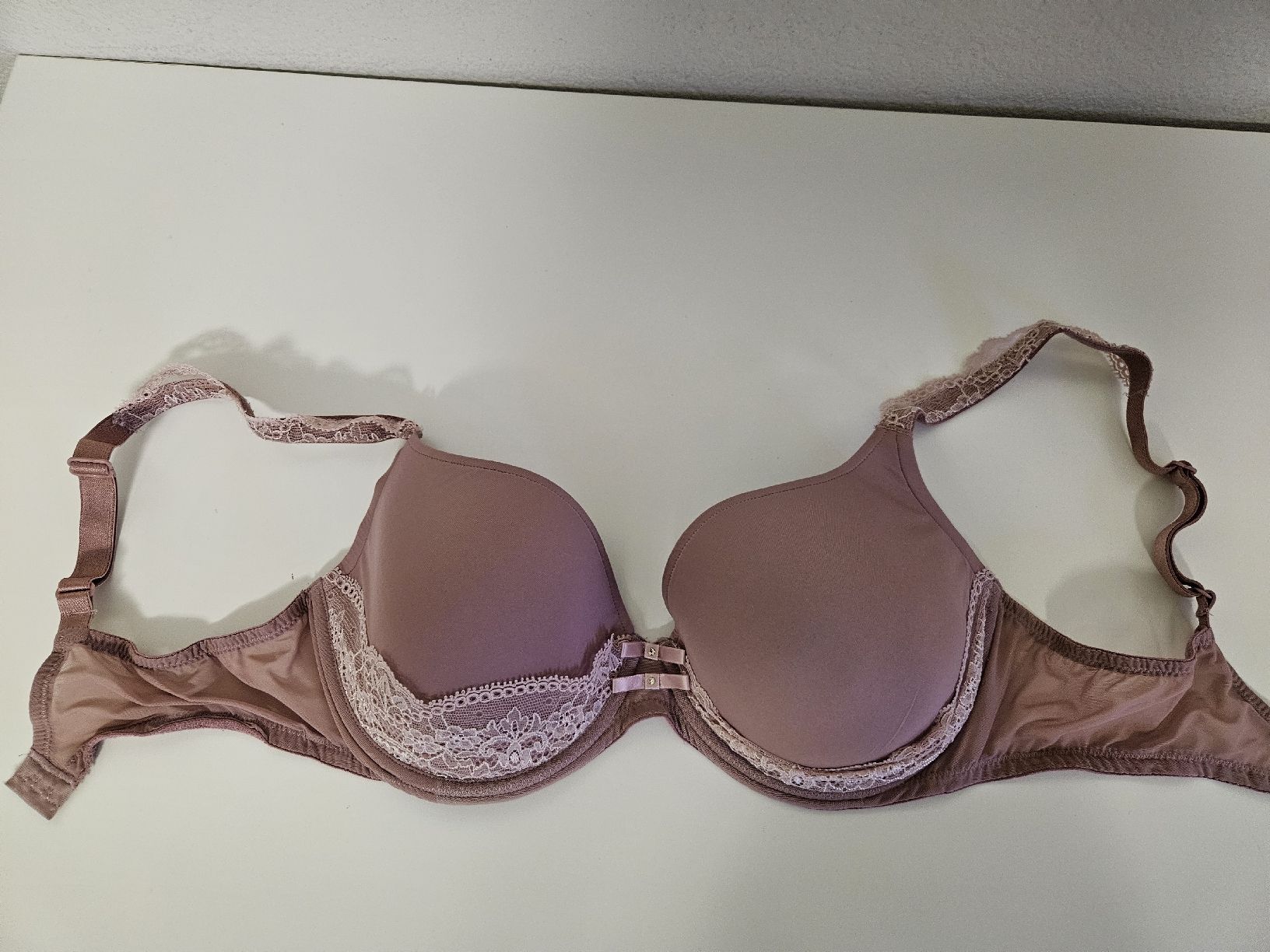 Altra biancheria intima: Beldona BH  – Usato da Ennetbürgen venduto da LebuniaNW