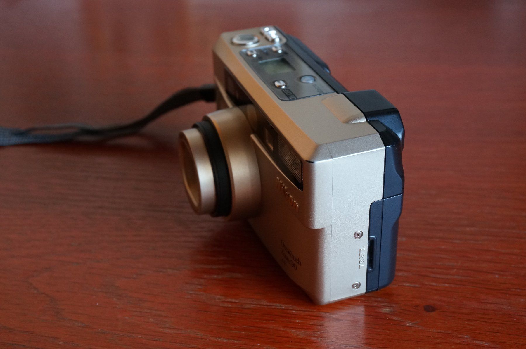 Nikon Fotocamera: Nikon One Touch Zoom 90 AF 38-90mm Macro "Point & Shoot" – Usato da Spreitenbach venduto da Salesmanship 7