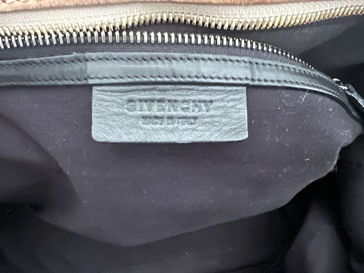 Givenchy Borse da donna: Givenchy Nightingale Leather Beige Vintage – Usato da Zollikon venduto da cat_p589 6