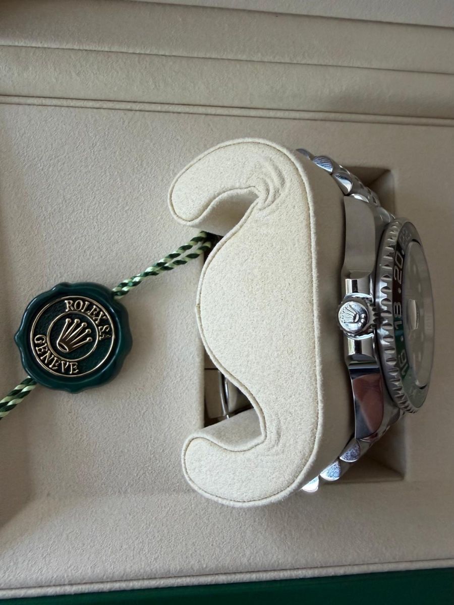 Rolex Uhren: Rolex GMT Master II Sprite Neu 7/2026 – Neu und originalverpackt aus Grüningen von UniqueGold2010 1