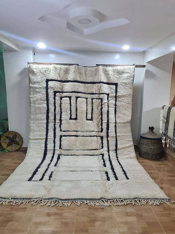 Tappeti: Tapis Berbère Marocain authentique fait main – Usato da Crans-Montana venduto da AtlasWoolWorks