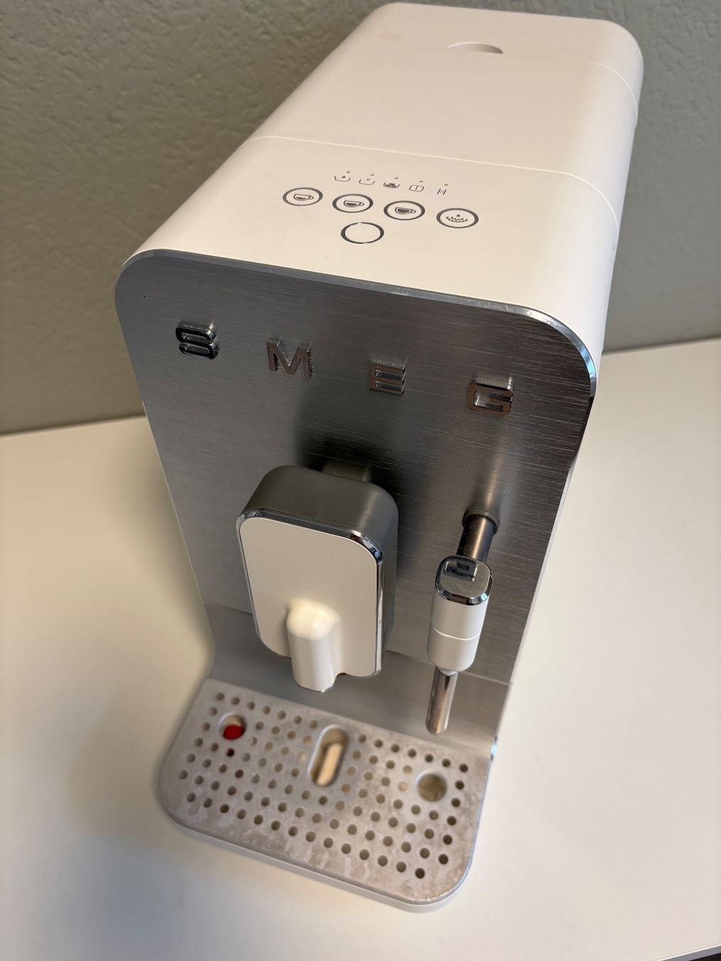 Smeg Macchine per caffè & Macchine per espresso: Kaffeemaschine von SMEG – Difettoso da Zürich venduto da Lendava 1