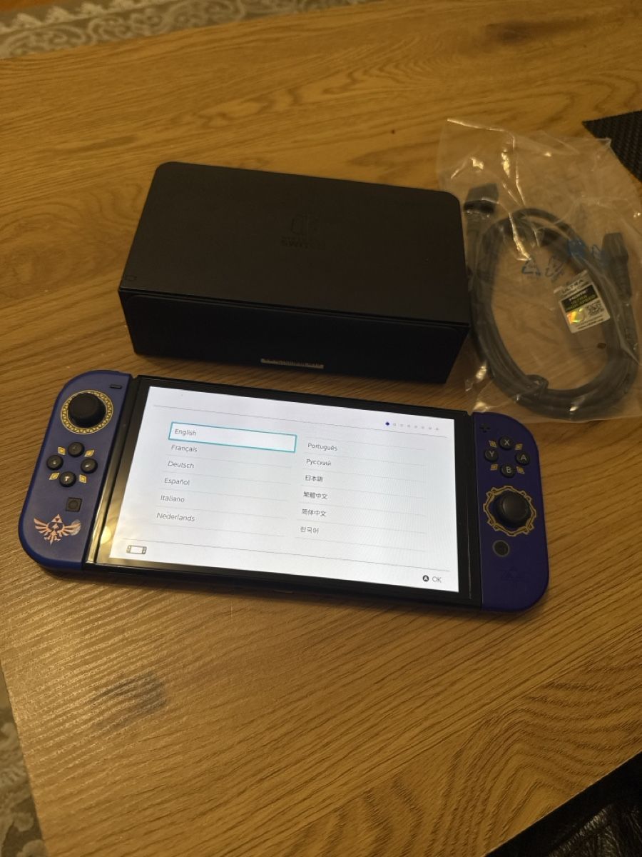Nintendo Console: Console Nintendo Switch bon état complet – Usato da geneve venduto da Besko87