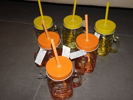 Retro-Trinkglas mit Henkel, Deckel und Trinkhalm, 6er-Set