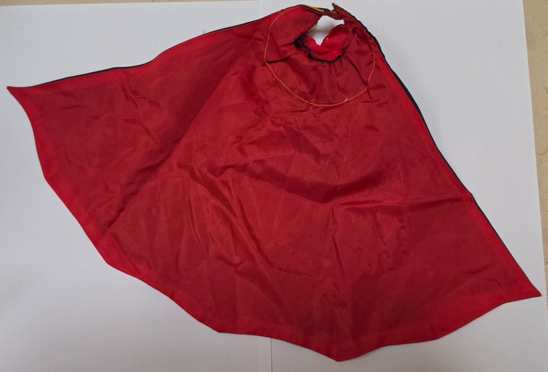 Bambole: Cape et pull Albator Ceji Arbois – Usato da Bulle venduto da Chimchiree 3