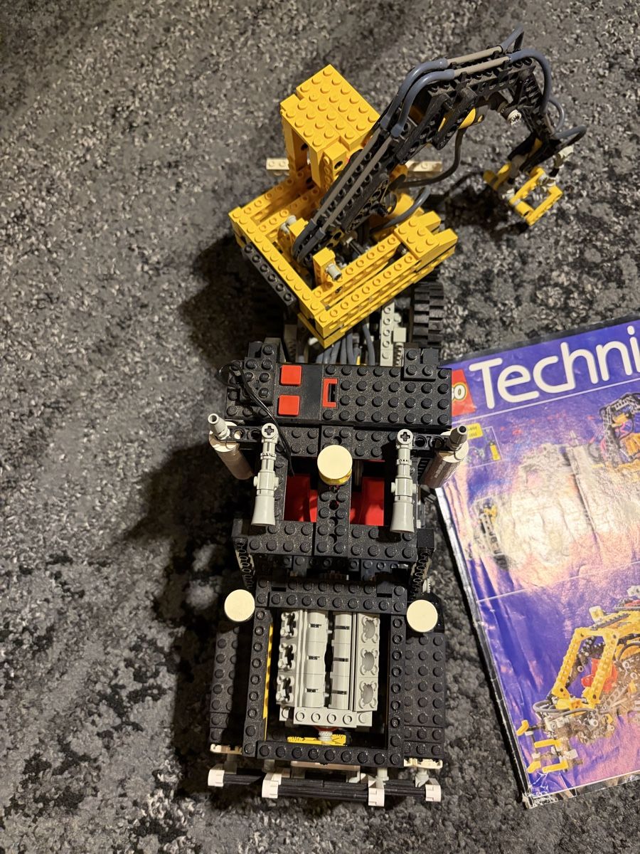 Lego Kit di costruzioni: Lego Technic 8868 - Air Tech Claw Rig de 1992 – Usato da Essertines-Sur-Rolle venduto da jev_xw2g 1