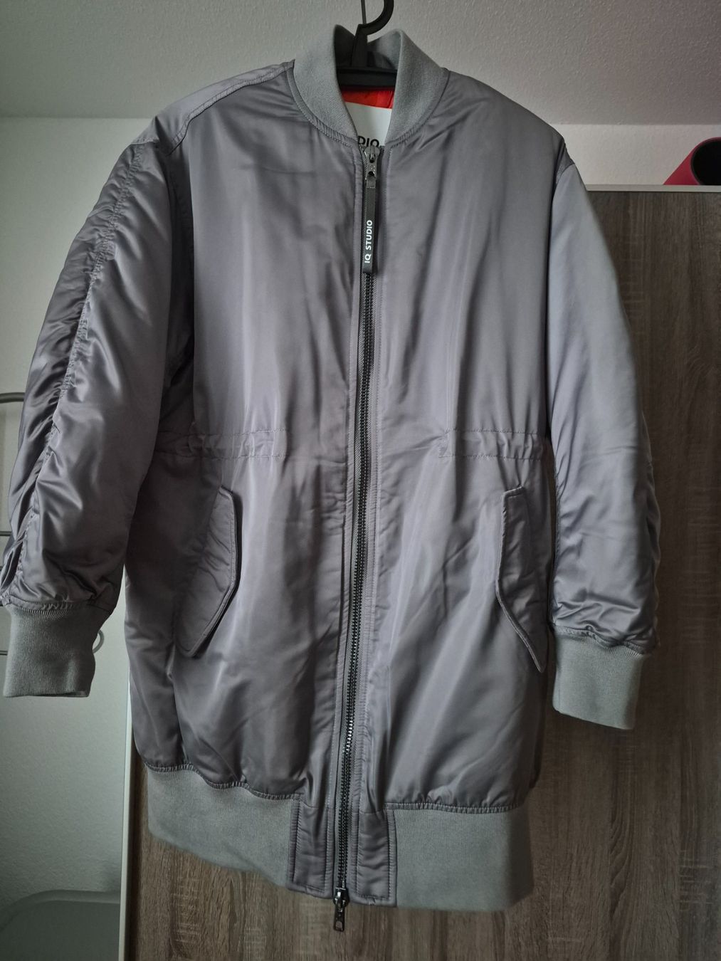Giacche: Graue Winterjacke IQ STUDIO Gr. M – Usato da Rupperswil venduto da Summertime77