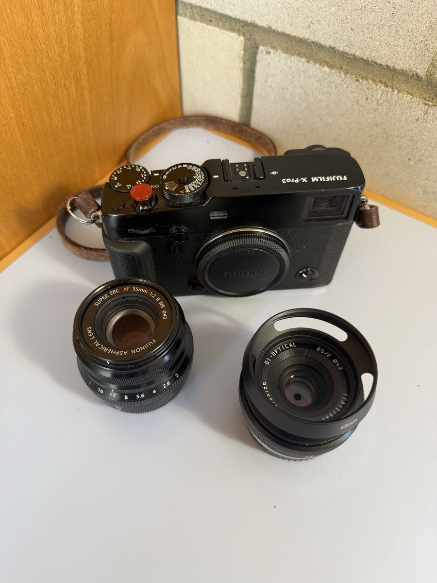 Fujifilm Fotocamera: Fujifilm XPro 3 mit 2 Objektiven – Usato da Aarau venduto da MichiMariom 1