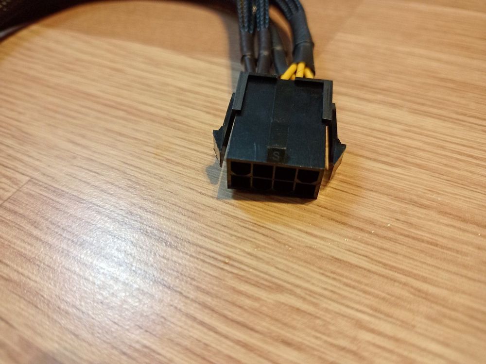 Cartes graphiques: EPS12V F Adapter zu 2x PCI-E M 8Pin – Neuf (Voir description) à Baden par SellAndBuyX 2