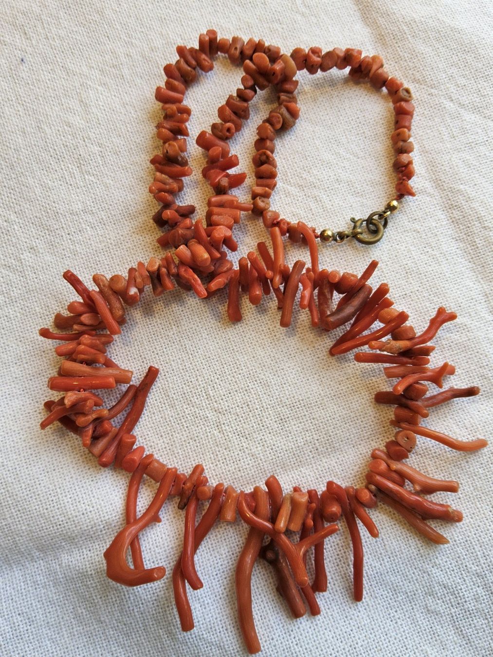 Catenine: Antike echte Korallenkette Collier – Usato da Zürich venduto da Aleick 3