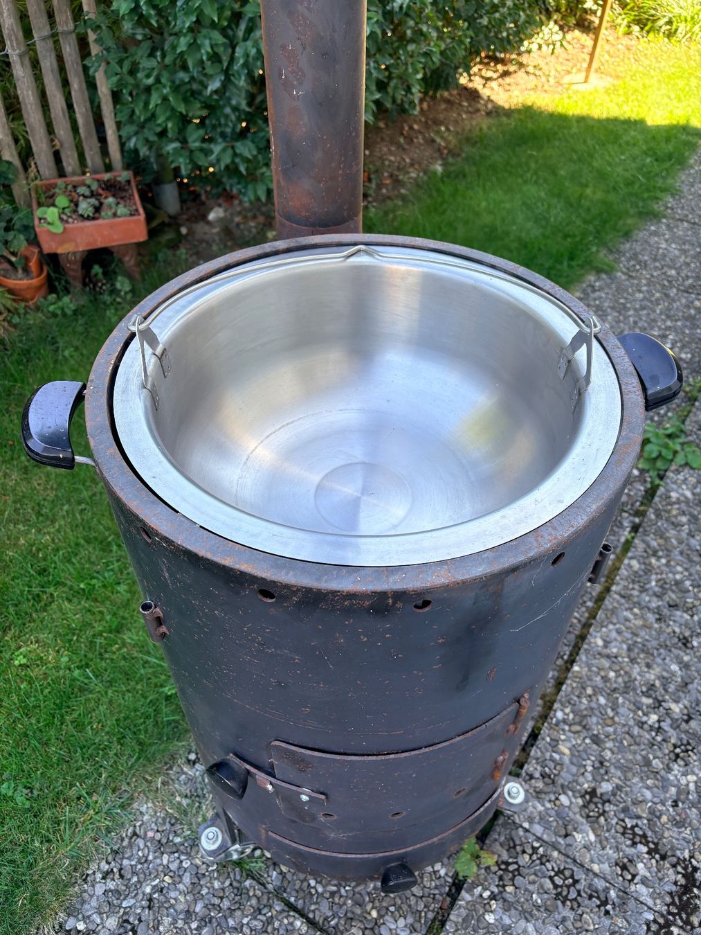 Grils: Outdoor Fondueofen, Risotto- oder Gulasch Ofen – D'occasion à Thun par Aschenputtel 8