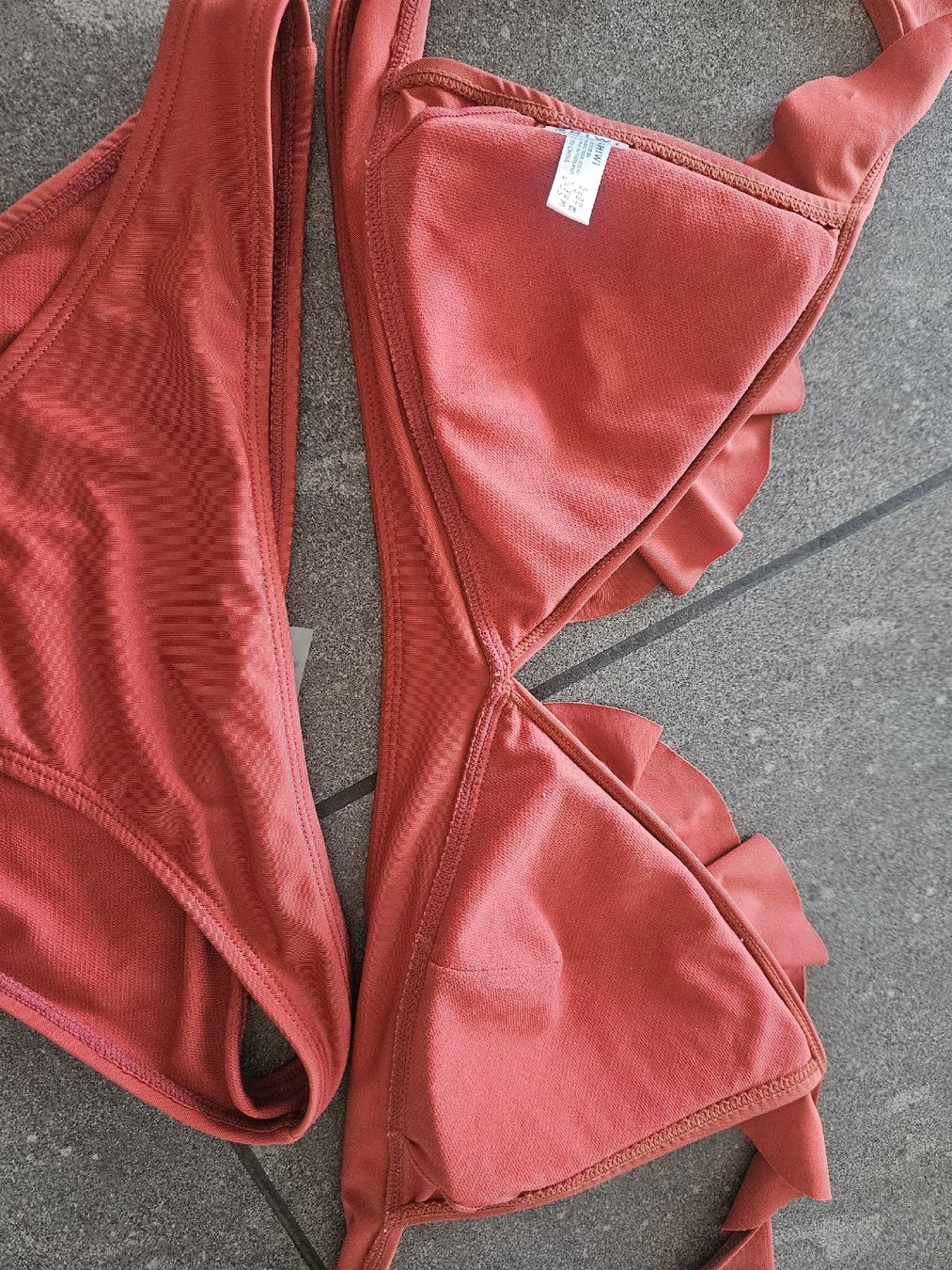 Maillots de bain & Bikinis: Bikini rostrot Grösse 38 mit Rüschen – D'occasion à Sempach par Bebla10 3