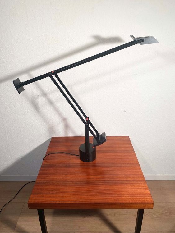 Artemide Lampade: Tizio Artmide Lamp (AS IS/READ DESCRIPTION) – Difettoso da Lausanne venduto da jam_2yx7 1