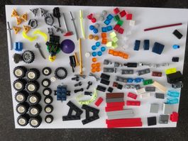 Lego Konvolut, Kleinteile und Räder