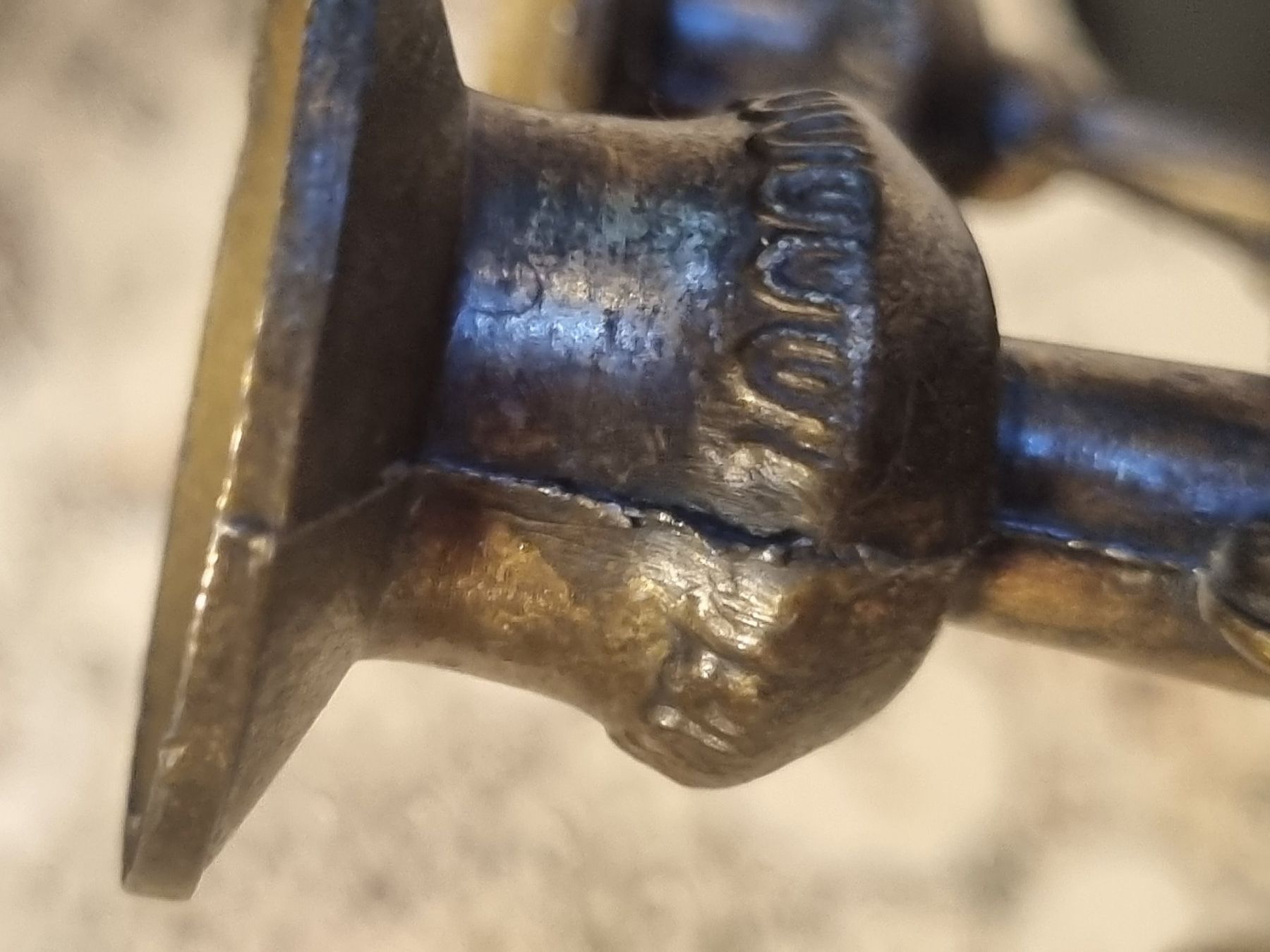 Portacandele: Antiker 3-armiger Kerzenhalter Messing um 1900 – Usato da Scharnachtal venduto da devin03 9
