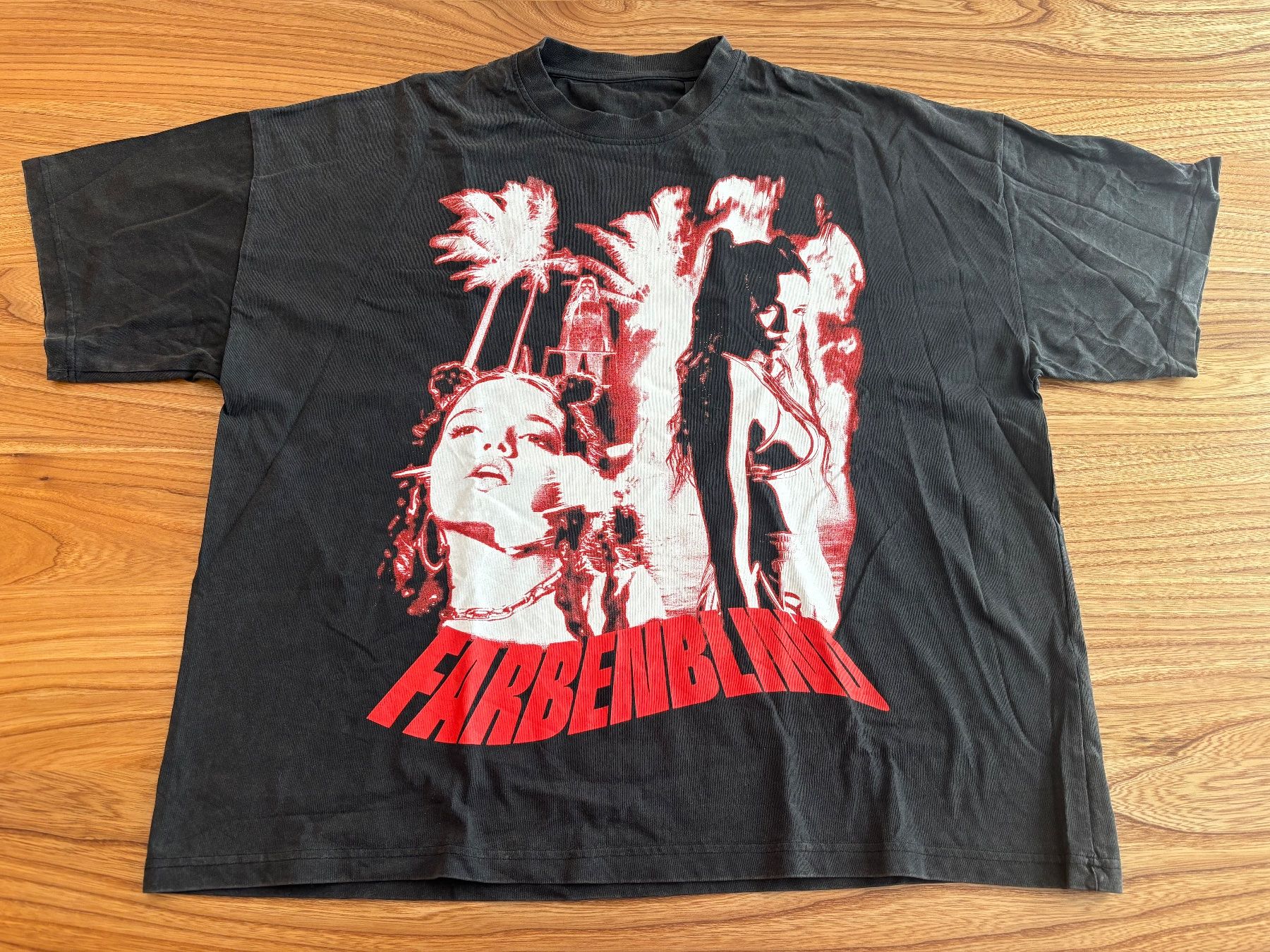 T-Shirts: Nina Chuba Farbenblind – Gebraucht aus Uzwil von MrNobody