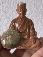 Japon cloche de temple en céramique figure monk