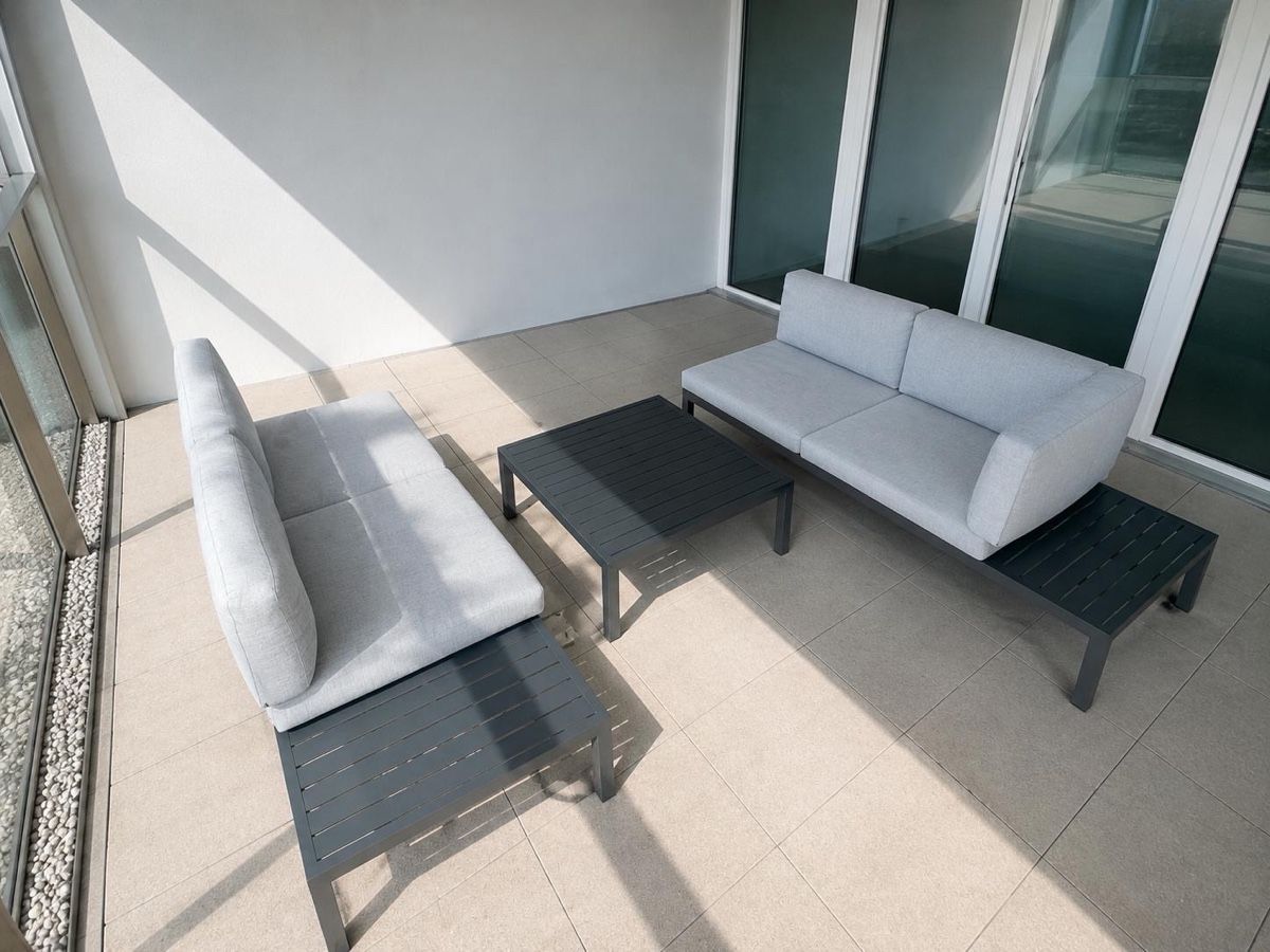 Micasa Set di tavolo e panche: Gartensitzgruppe 2 Sofas 2 Tische gebraucht – Nuovo (secondo la descrizione) da Dübendorf venduto da cdo_pw56