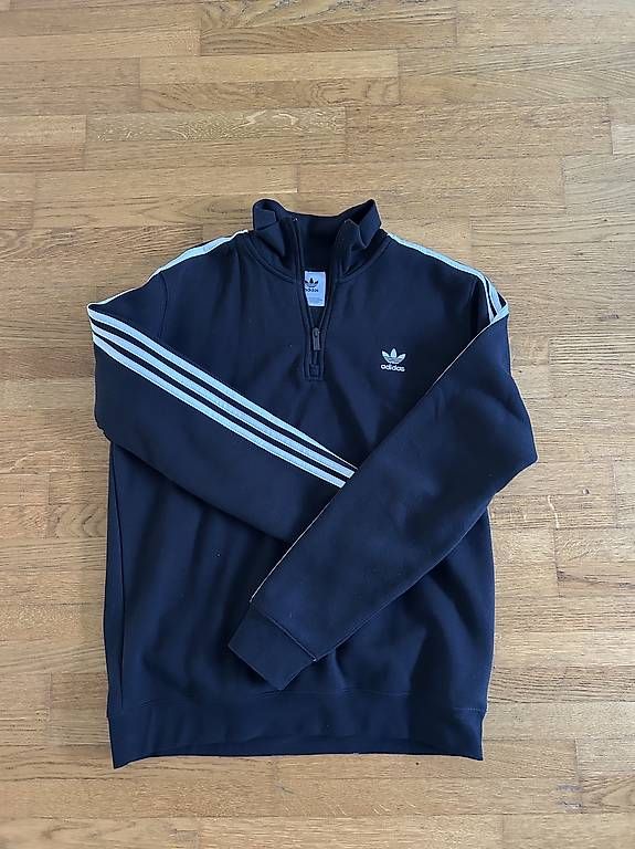 Jacken: adidas zipper – Gebraucht aus Hünenberg See von broglisvintage