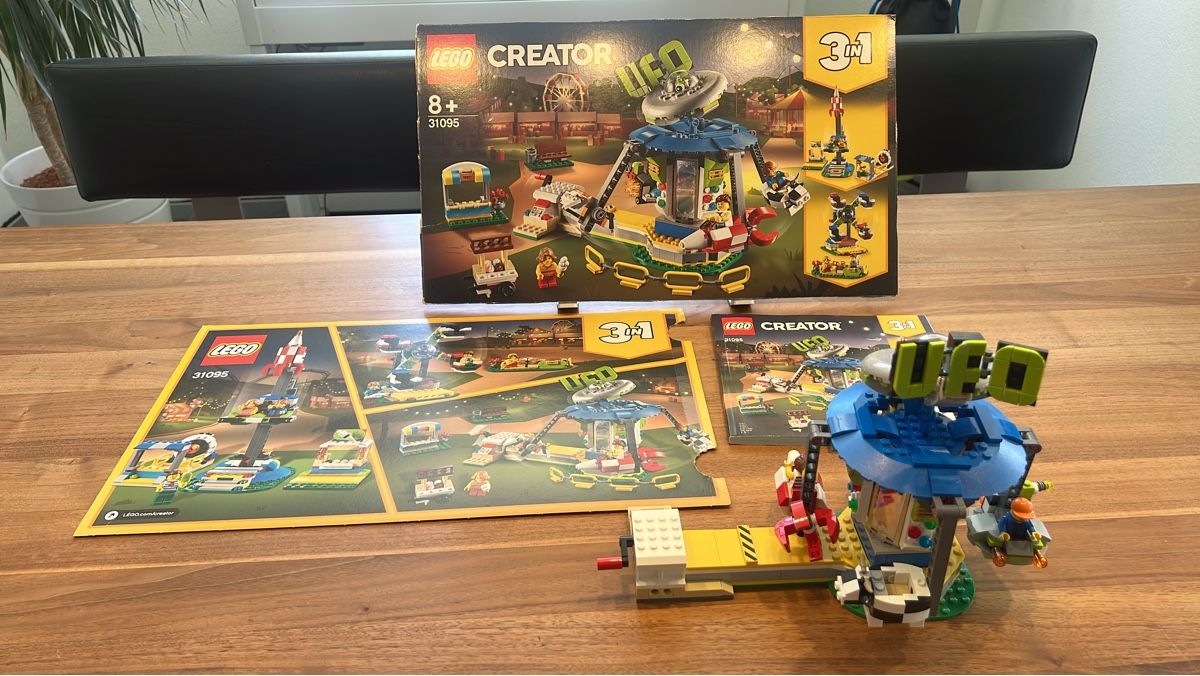 Lego Kit di costruzioni: LEGO Creator 31095 Fun Fair Show – Usato da Zürich venduto da JuneBaby12