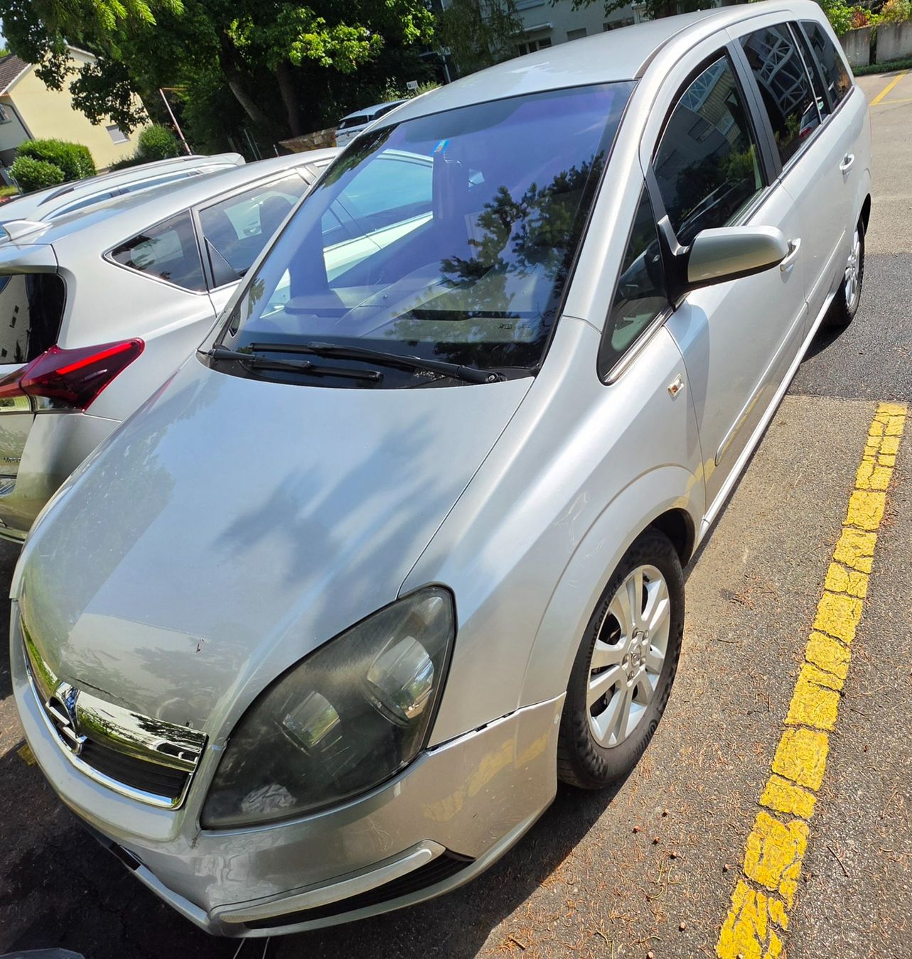 Opel Autos: Opel Zafira B 2.2   7 Platz – D'occasion à Zürich par Onebox