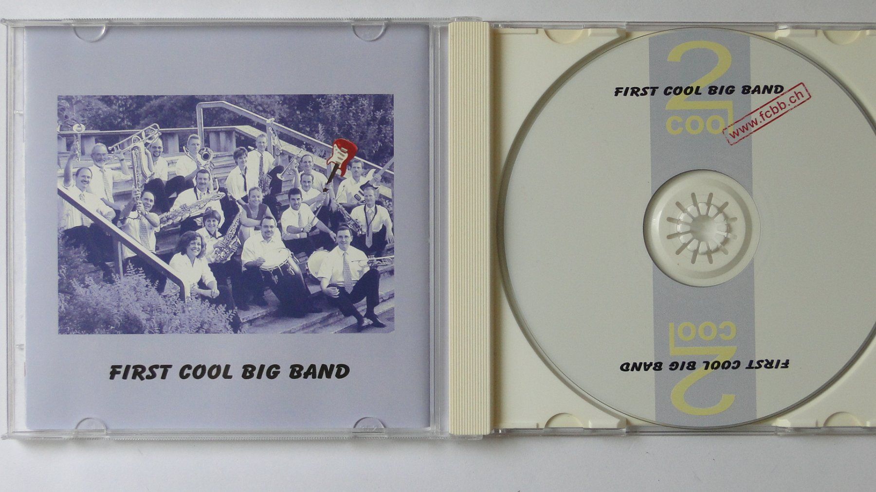 CDs: FIRST COOL BIG BAND Two Cool – Gebraucht aus Winterthur von Cajun 1