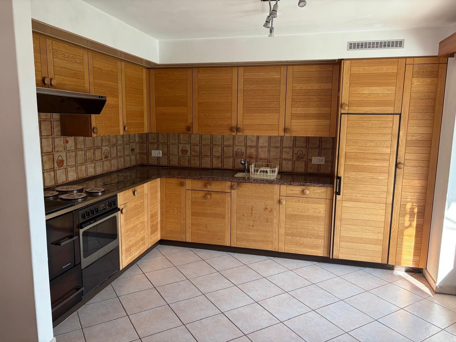 Cucine complete: vendo cucina, küche completa  – Usato da Biasca venduto da Lele1997