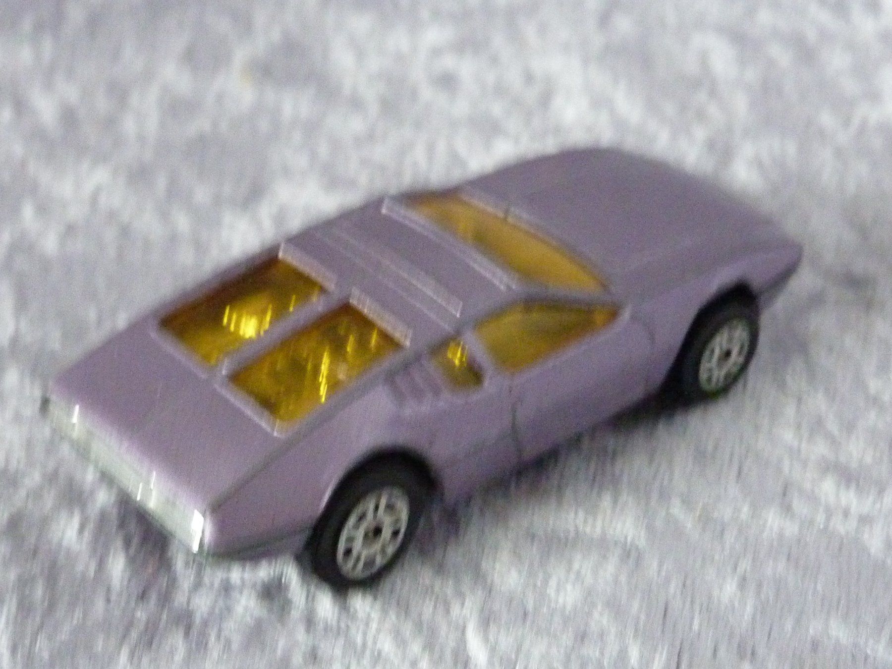 De Tomaso Modellini d'auto: De Tomaso Mangusta 1:64 – Usato da Dürrenäsch venduto da Cobra1ch 2
