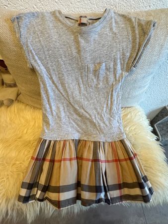 Burberry Kleid Gr. 98 super Zustand!