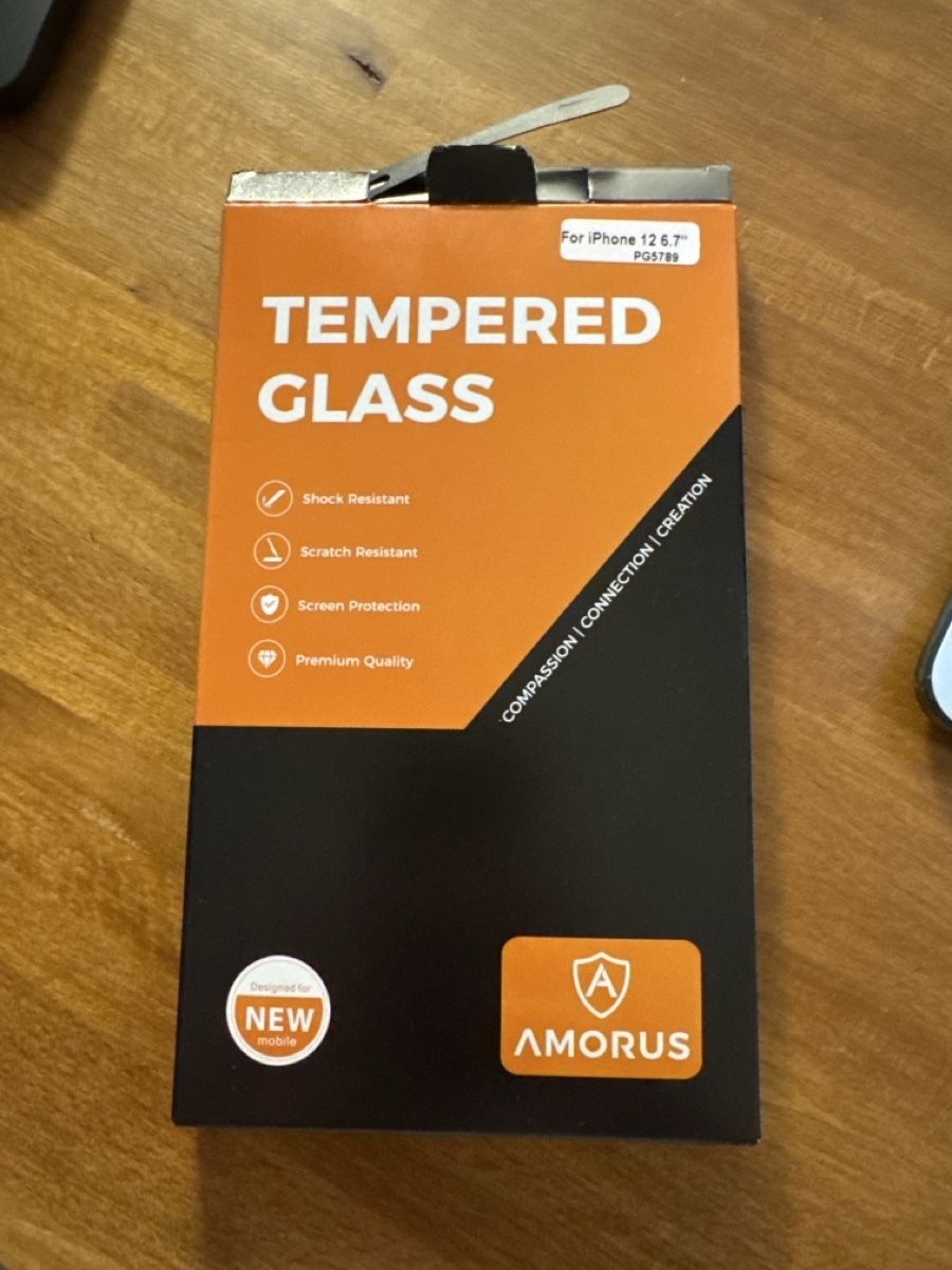 Apple Telefoni cellulari / Smartphones: Amorus Tempered Glass Screen Protector - iphone 12 pro max – Nuovo (secondo la descrizione) da Regensdorf venduto da bee_jgk8