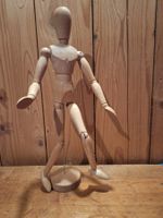 Holzfigur