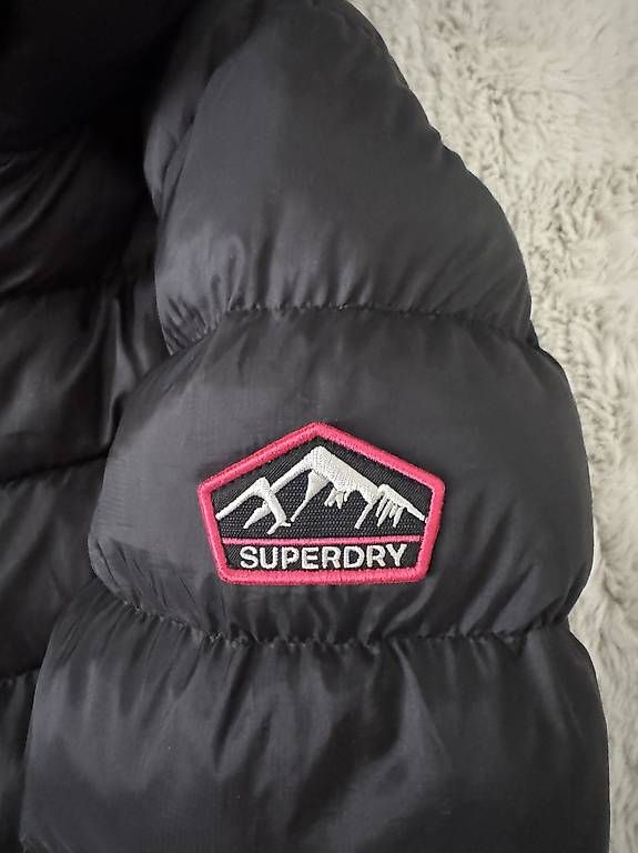Vestes: Superdry Winterjacke Schwarz – D'occasion à Zürich par val_99cm 3