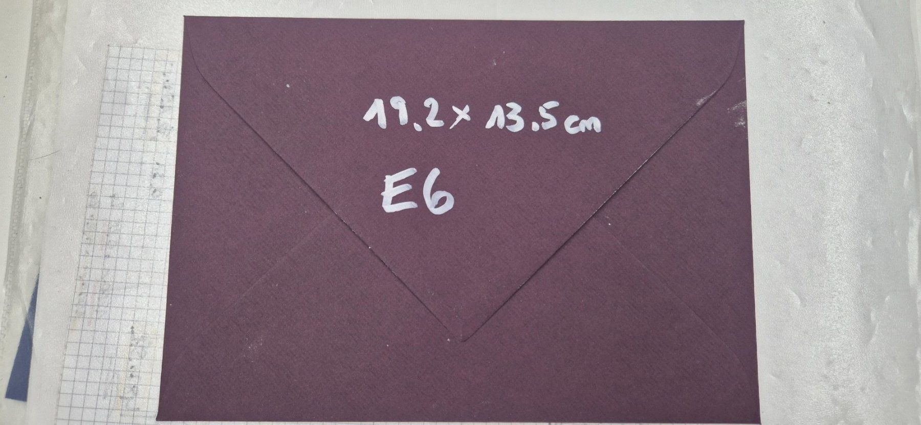 Enveloppes & pochettes d'envoi: 630 Kuvert E6 von Artoz – Neuf (Voir description) à Oberbipp par Stella470 1