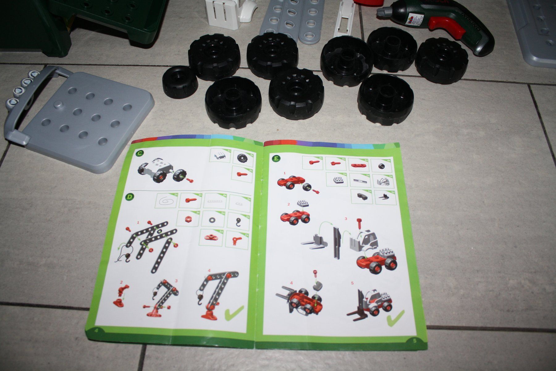 Spielzeuge: Tool Truck Bosch – Gebraucht aus Buchrain von Donatello4 3
