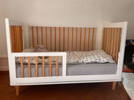 Kinderbett 3-1 Babyletto Loll weiss 76x136 cm guter Zustand