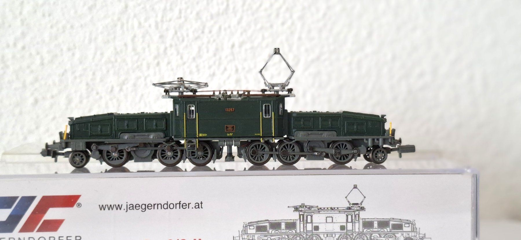 Jägerndorfer Trains électriques: JC Jägerndorfer Ce 6/8 II SBB – Défectueux à Biberist par Ntrains