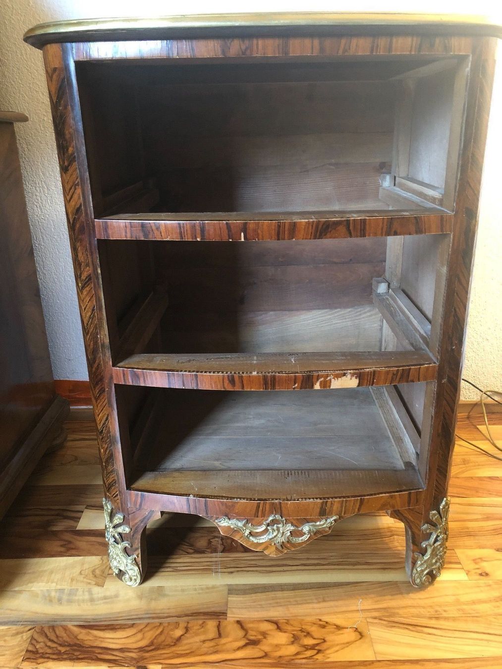 Cassettiere: Tisch Antike Kommode Holz Messing Anrichte – Usato da Zollikofen venduto da lorik007 4
