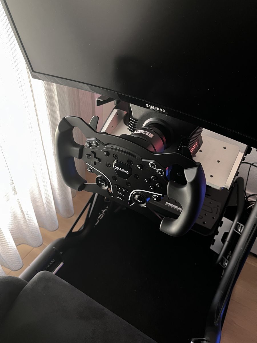 Giochi: Komplettes Sim Racing Cockpit – Usato da Reichenburg venduto da alecar37 1