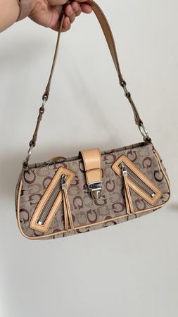✨Rare ✨Y2K Guess Monogram Shoulder Bag 